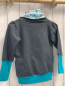 Preview: neu Babauba  Pullover  Gr. 110  grau hellblau mit VW-Bussen großer Kragen türkis Ärmel + Bund 