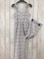 Preview:   Kurzoverall Gr. 140  weiß Struktur hellblaue Blumen