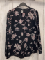 Preview: neu Esprit  Bluse  Gr. 38  schwarz weiß grau rote Blumen 