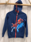 Preview:   Sweatjacke  Gr. 122/128  blau Kapuze spiderman roter Reißverschluss 