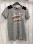 Preview: YFK T-Shirt  Gr. 158/164  grau schwarze Pailetten auf der Schulter lachs Schrift mit schwarzen Pailetten