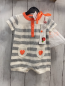 Preview: 2tlg Boboli neu Playsuit + Beutel Gr. 62  grau weiß gestreift orange Bund & Herzen Strick