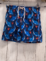 Preview: GAP  Badeshorts  Gr. 110  blau dunkelblau weißer Druick mit roten Pflanzen 