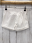 Preview:   Shorts  Gr. 104  weiiß mit gelbem Blumengürtel 