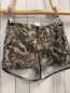 Preview: Columbia  Badeshorts  Gr. M sand kiwi beige altrosa Blätter 