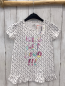 Preview: neu  T-Shirt  Gr. 116  weiß grauer Druck bunte Schrift 