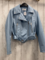 Preview: Reserved  Jacke  Gr. 152/158  helblau lederoptik silber Reißverschlüsse Knöpfe 