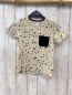 Preview:  T-Shirt Gr. 122  beige schwarze punkte Brusttasche