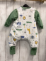 Preview:   Schlafsack Gr. 60 cm  weiß Tiere grüne Ärmel + grüner Bund mit Beinen 