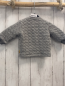Preview: Steiff  Pullover  Gr. 80  grau hellgraue Streifen Bärenopf mit blauer Kappe 