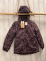 Preview: neu Mikk-line  Winterjacke  Gr. 128  aubergine schwarz grauer Druck mit Waldtieren und Tannen NP 89,95 