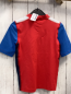 Preview: Tommy Hilfiger  UV-Schutzshirt Gr. 122  rot weiße Schrift + Schultern blaue Seitenstreifen