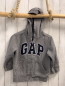 Preview: GAP  Sweatjacke  Gr. 92  grau Kapuze blaue Schrift mit weißem Rand 