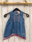 Preview: Juicy Coutur  Sommerbluse  Gr. 92  blau Jeans bunt gestickte Rauten Fransensaum 