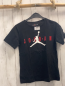 Preview: Jordan  T-Shirt  Gr. 140  schwarz weißer Handballer rote Schrift 