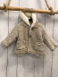 Preview: Zara  Stickjacke  Gr. 68  beige sand meliert Kapuze weißes Teddyfutter 