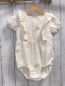 Preview: H&M Playsuit Gr. 92  weiß Rüschen Lochmuster