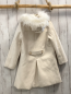 Preview: Ebita Mantel Gr. 128  Weiß goldene Knöpfe Fellbund an Kapuze