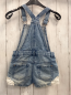 Preview: Dopodopo  Latzshorts  Gr. 110  blau Jeans weiße Häkelei 