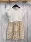 Preview:   Kleid  Gr. 110  weißes Strickoberteil mit Lochmuster beige Rock mit Blumen 