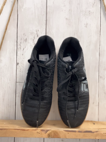 Fila  Schuhe  Gr. 35  schwarz graue Punkte + Schrift 