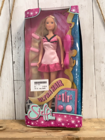 neu Steffi  Puppe mit Zubehör im Karton 