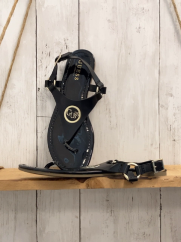 Guess  Sandaletten  Gr. 38  schwarz goldene Schnallen glänzende Sohle 