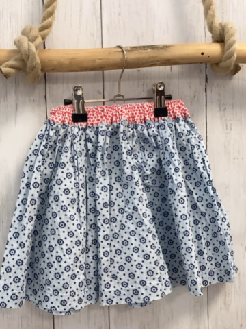 Bombi Bitt  Rock Gr. 110  hellblau petrol Punkte weißer Bund mit roten Blumen  