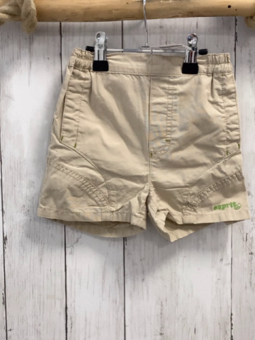 Esprit  Shorts  Gr. 80  beige hellgrüne Schrift 