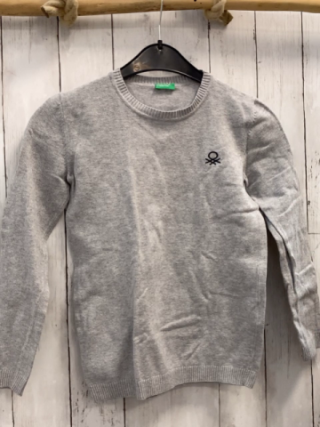 Benetton Pullover  Gr. 140  hellgrau Feinsttrick 