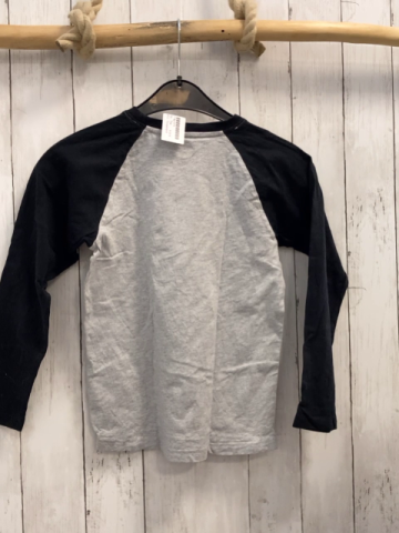 Timberland  Langarmshirt  Gr. 134  grau Baum schwarze Ärmel 