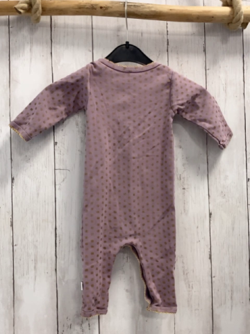   Schlafanzug  Gr. 68  altrosa goldene Punkte + golden umhäkelt 