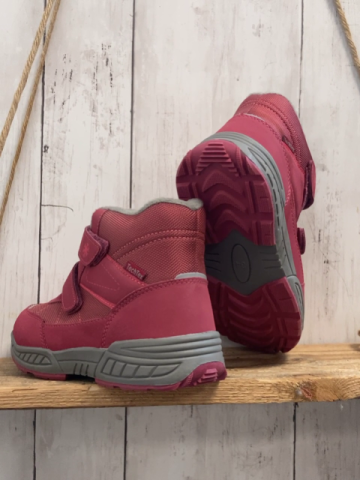 neu  Winterboots Gr. 34  beerenton 