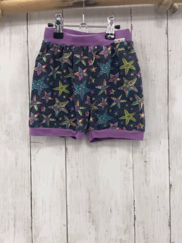 Babauba  Shorts  Gr. 122  grau bunte Seesterne pflaume Bund 