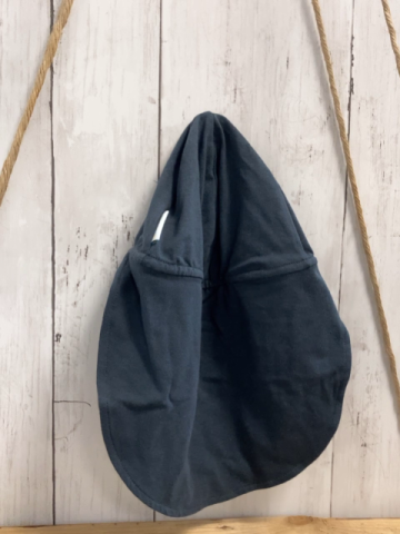 neu Babauba  Kappe  Gr. 110/116  grau mit Nackenschutz 