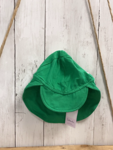 neu Babauba  Kappe  Gr. 86/92  grün mit Nackenschutz 