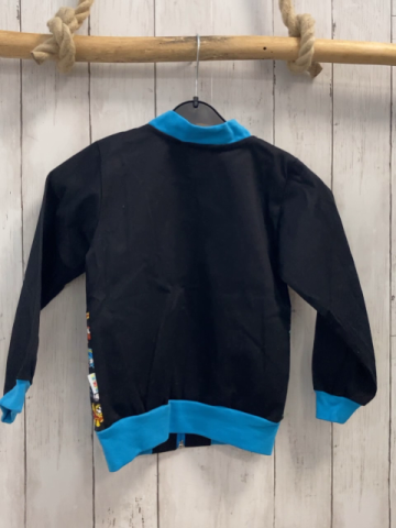 neu Babauba Sweatjacke Gr. 110  schwarz hellblauer Bund bunte Spinnen