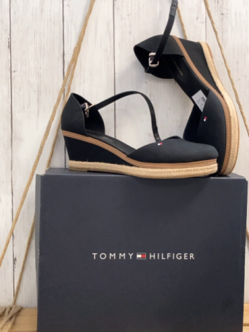 Tommy Hilfiger  Schuhe  Gr. 40  schwarz Keilabsatz