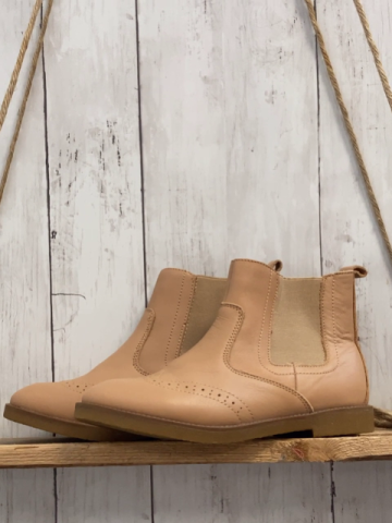 Happy Kids  Boots  Gr. 36  hellbraun Lochmuster seitlicher Gummibereich 