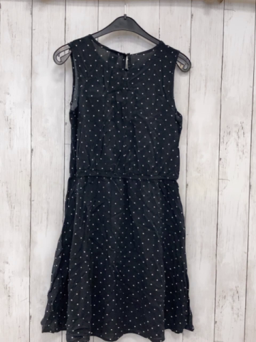 neu  Kleid  Gr. 152  schwarz weiße Punkte 