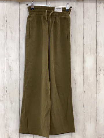 Zara  Hose  Gr. 140  kiwi Gummizugbund mit Kordel 