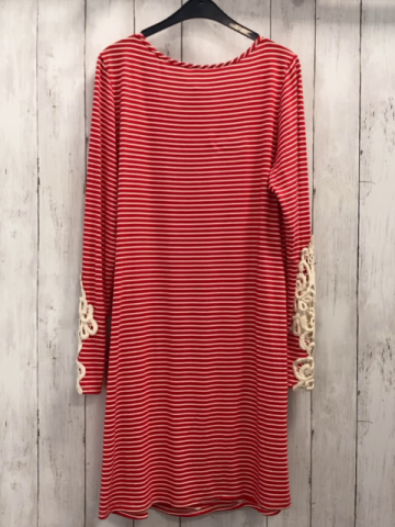 Loila Kleid Gr. M rot weiße Streifen Häkelei