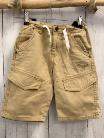   Shorts  Gr. 122  beige Bund verstellbar  + weiße Kordel