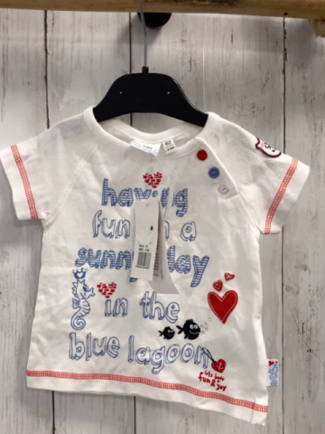 Blue seven neu T-Shirt Gr. 62  weiß blaue Schrift rote Nähte