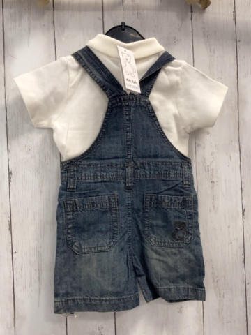 blue seven neu 2tlg T-Shirt + Latzshorts Gr. 74  weiß + blau Jeans