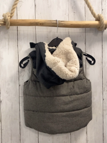 H&M  Weste  Gr. 110  grau dunkelgrau Kapuze mit Teddyfutter 