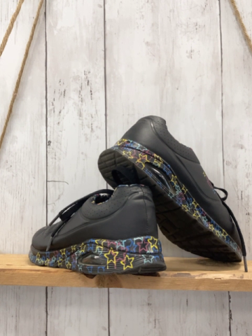   Schuhe  Gr. 34  schwarz bunte Sterne 