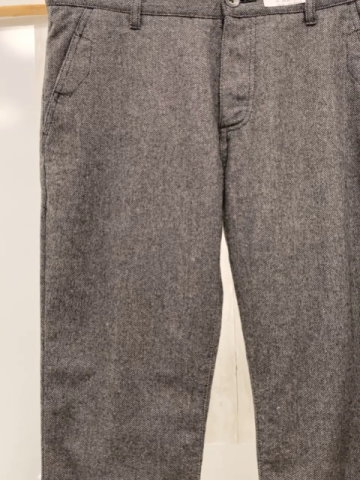 neu Esprit  Hose  Gr. 34/36  grau schwarze Zackenstreifen