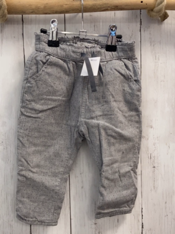 Zara  Hose  Gr. 80  hellgrau graue Punkte 