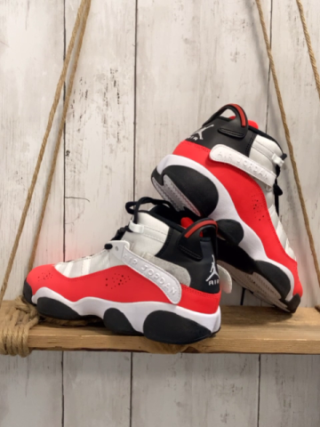 Air Jordan  Boots  Gr. 39  rot weiß schwarz 